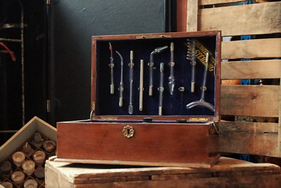 Laboratory  in a Small  Case