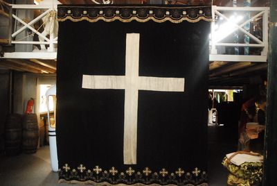 Mourning Cloth   White Cross   L