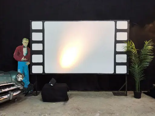 Projection  screen   Moviestrip