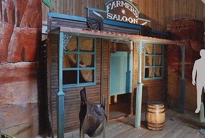 Saloon Farmers