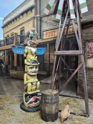 Totempole   Indian 