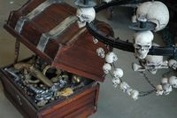 Treasury / Chest, wooden with treasure