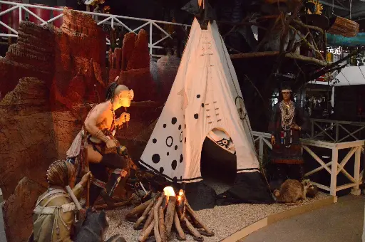 Wigwam/Tipi  4m   Spotted Eagle